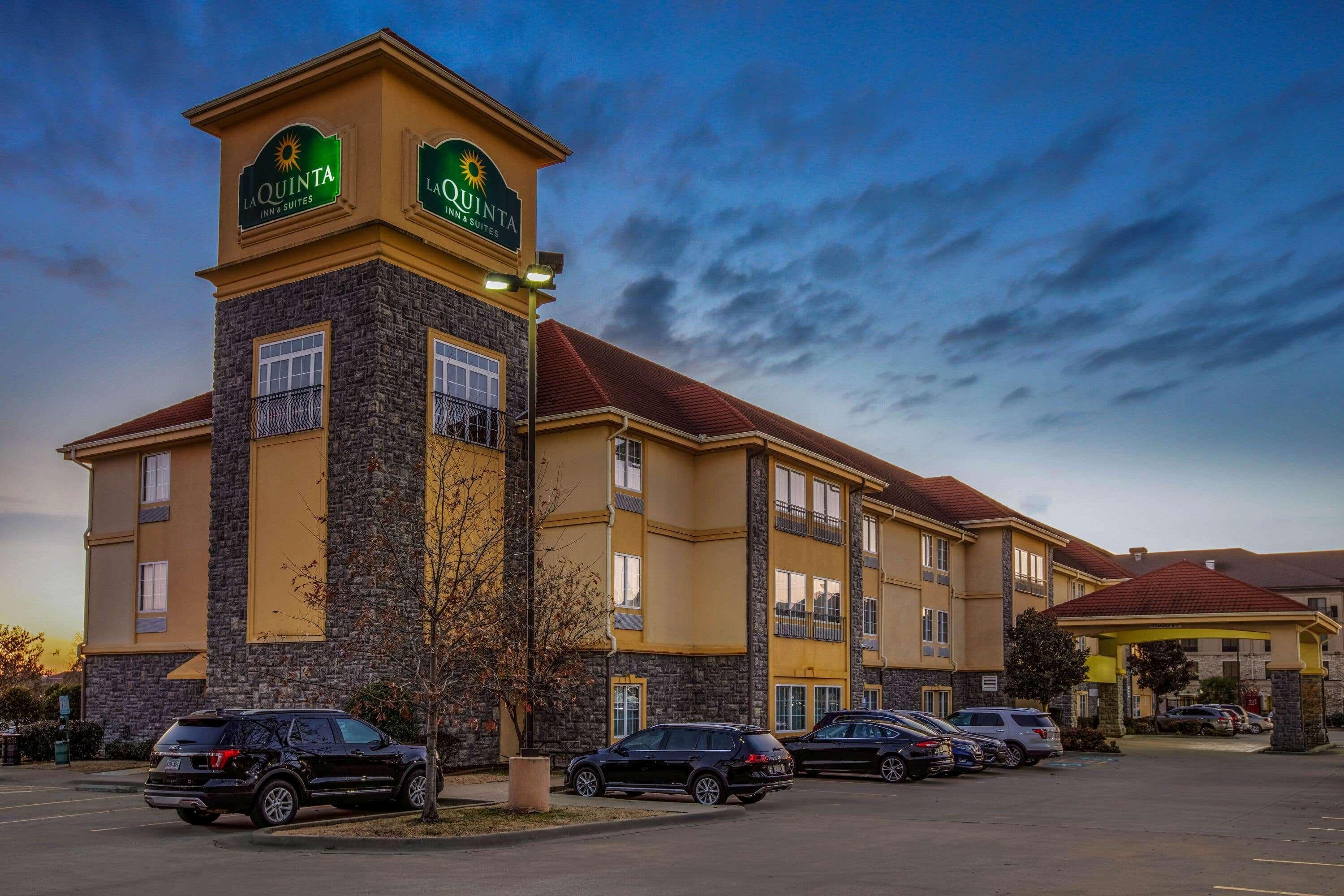 La Quinta By Wyndham Conway Hotel Exterior photo